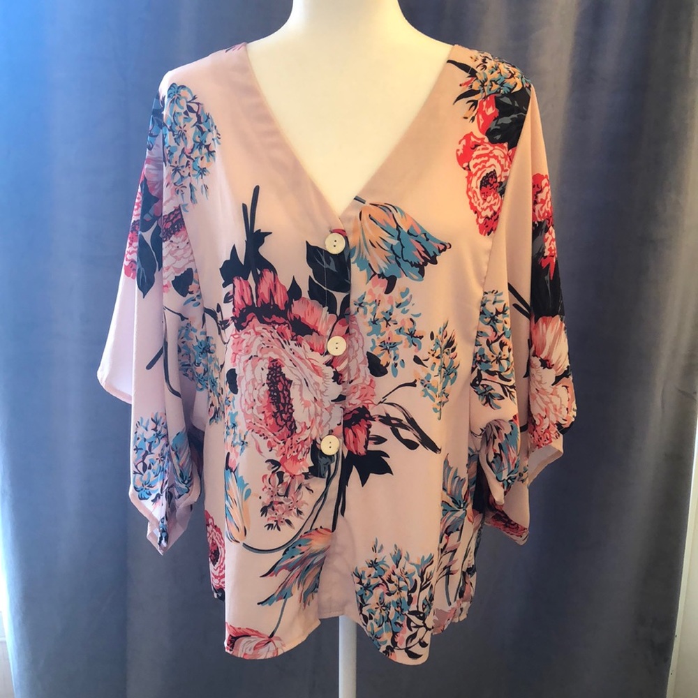 NWOT Drapey Blouse
